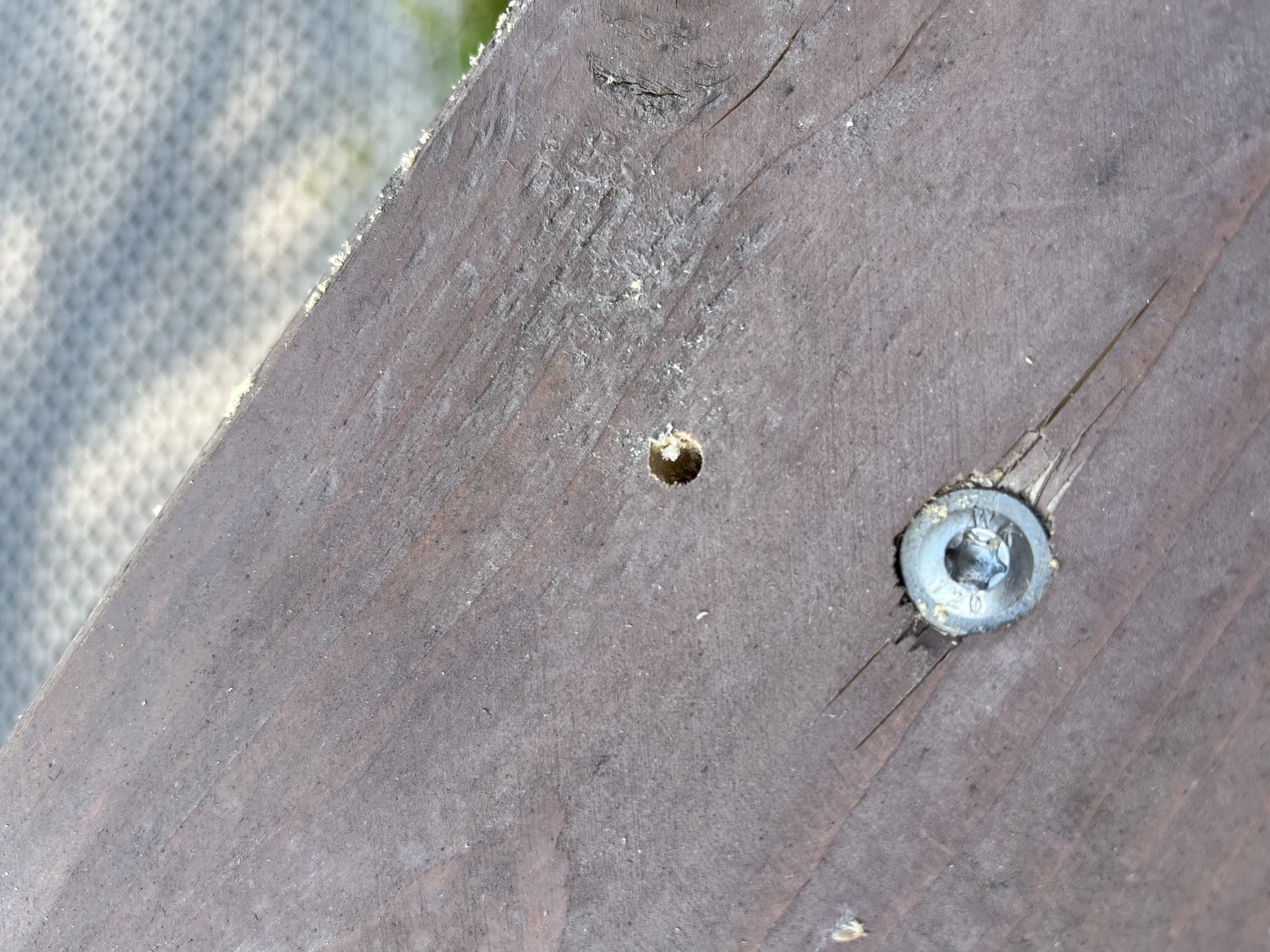 A - nejednoznačne určený, nie sme si istí